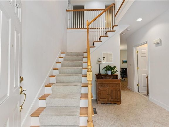 4th image of 64 Woodland Park Dr #64