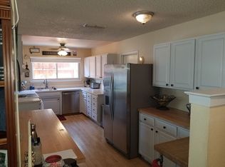 7900 Garry Oak Dr, Citrus Heights, CA