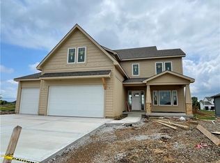 1301 NW 107th Ter, Kansas City, MO 64155