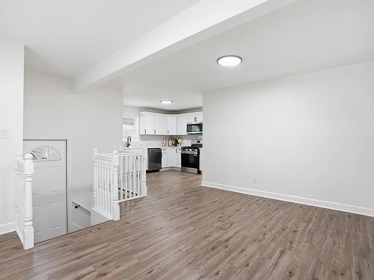 3987 Lincoln St — Photo 5