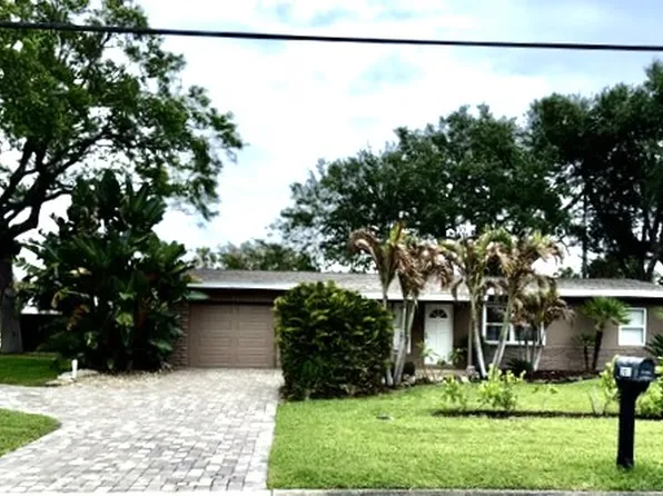 301 S Ramona Ave, Indialantic, FL 32903