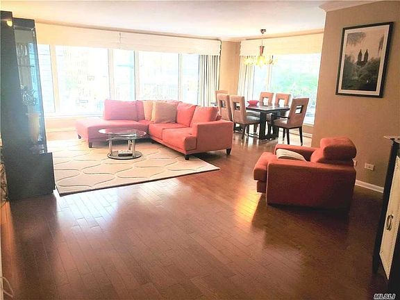 5th image of 200 Central Park S APT 3J