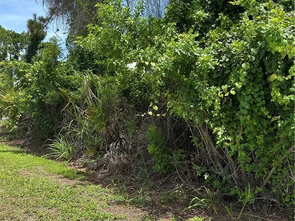 1290 11th Ave SW, Vero Beach, FL 32962