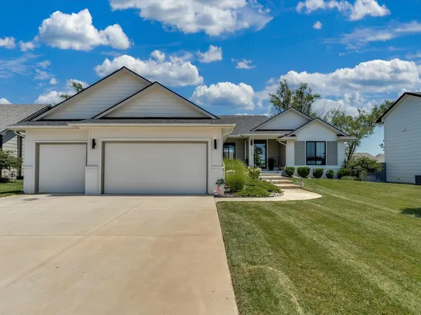 4508 N Sunny Cir, Wichita, KS 67205