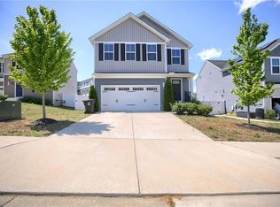 104 Calais St, Williamsburg, VA 23185