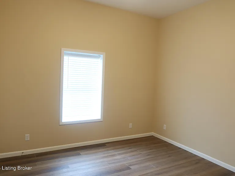 112 Peonia Rd — Photo 31