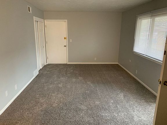 4th image of 1926 S 55th St APT 5