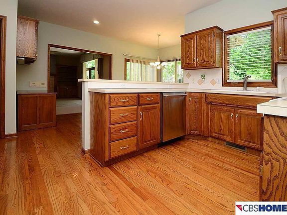 3rd image of 4644 N 139th Ave