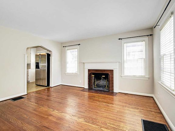5th image of 1843 Douglass Blvd #1/2