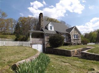 1441 Pisgah Dr, Canton, NC 28716