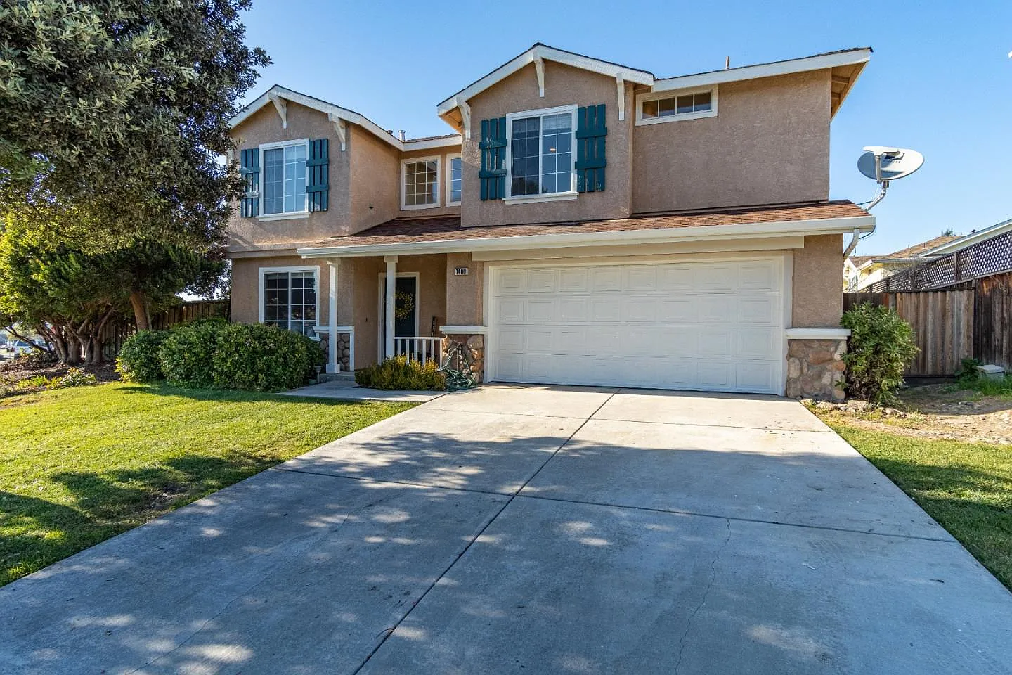 1400 Brighton Dr photo 1