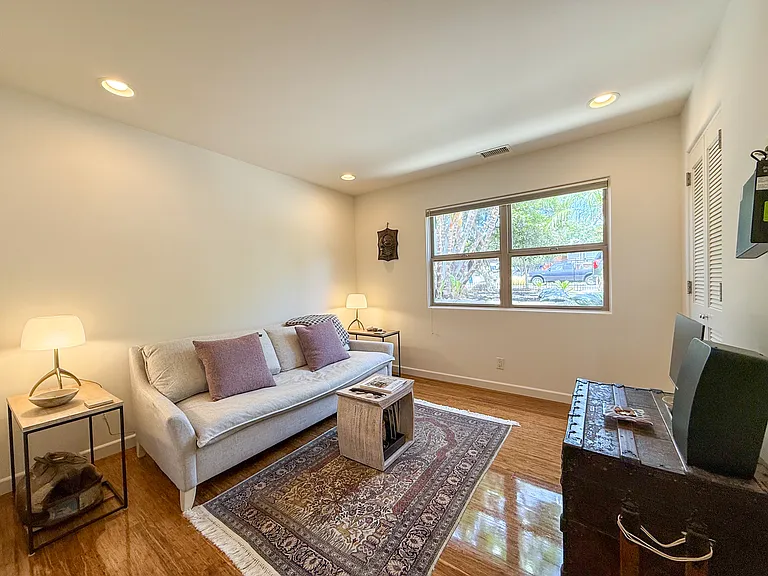1718 Legaye Dr — Photo 12