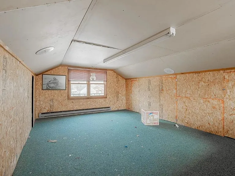520 Dove St — Photo 5