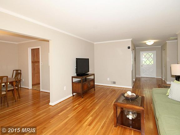 5th image of 4135 Lenox Dr