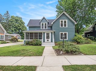 727 Wilson St, South Haven, MI 49090