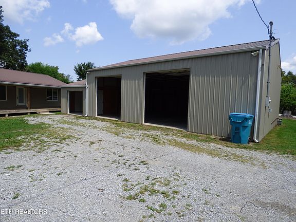 2nd image of 1122 Old Lantana Rd