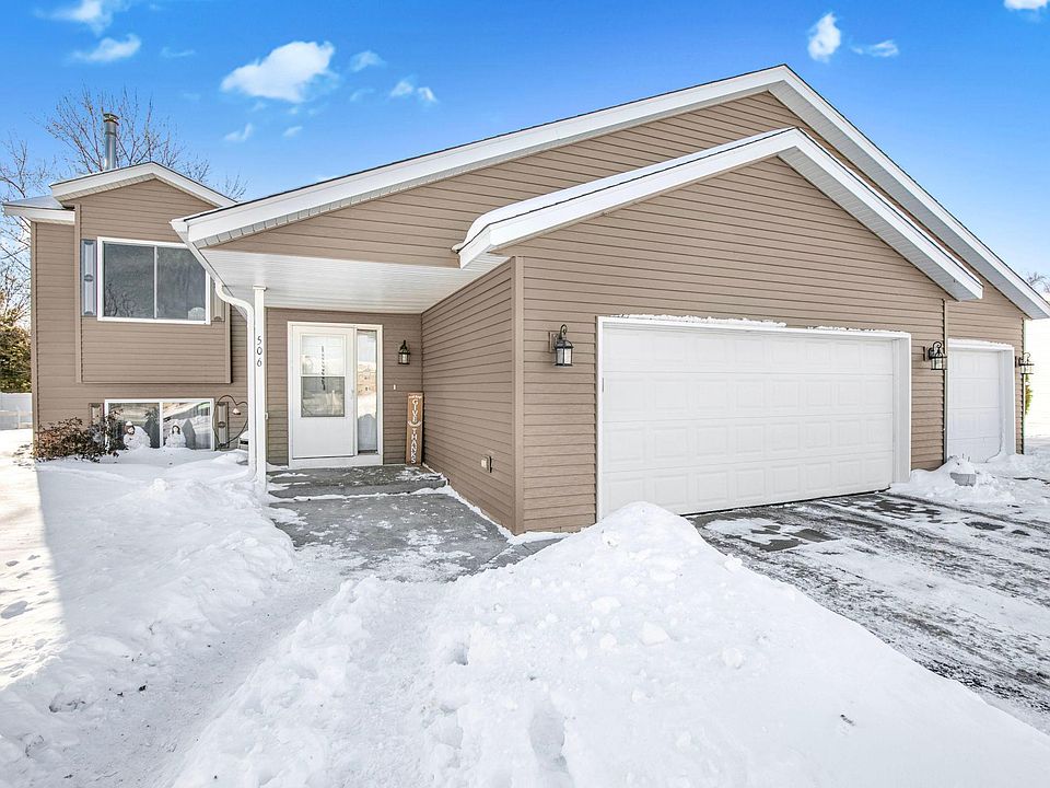 1st image of 506 Oak Pond Dr
