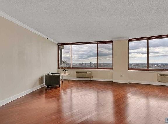 4th image of 100 Old Palisade Rd APT 3505