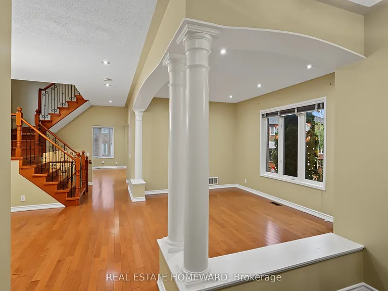 123 Shirley Dr — Photo 3