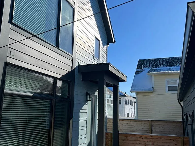 2036 N College Ave — Photo 3