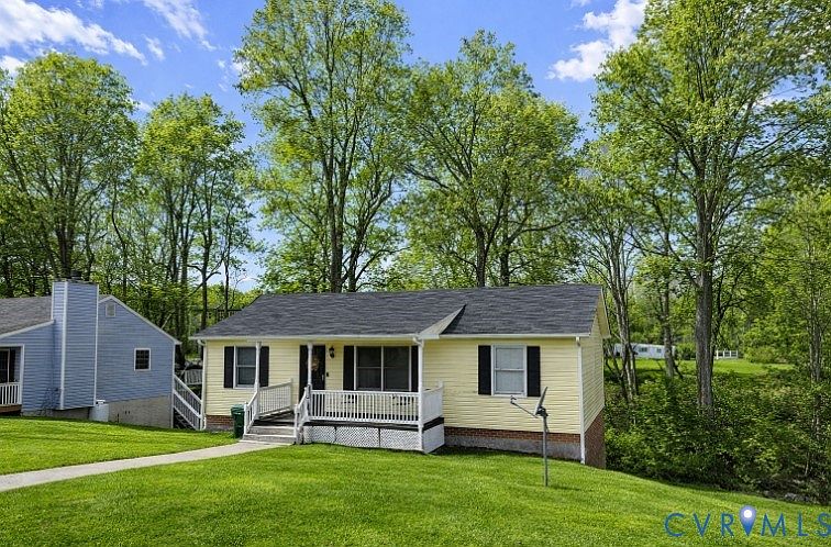 1st image of 4104 Valley Side Dr