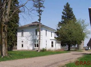 93648 480th Ave, Windom, MN 56101