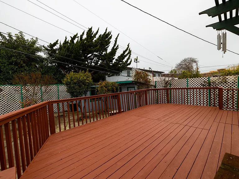 609 Poinsettia Ave — Photo 34