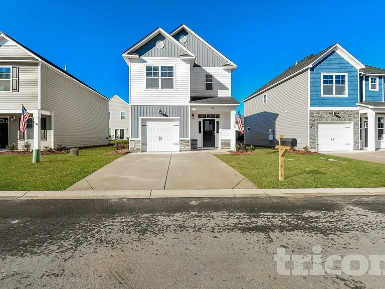 926 Dawsons Park Way — Photo 1