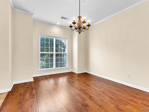 4th image of 1912 Chancellor Ridge Rd