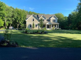 255 Meadow Tree Farm Rd, South Kingstown, RI 02879