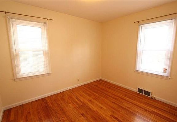 Bedroom2