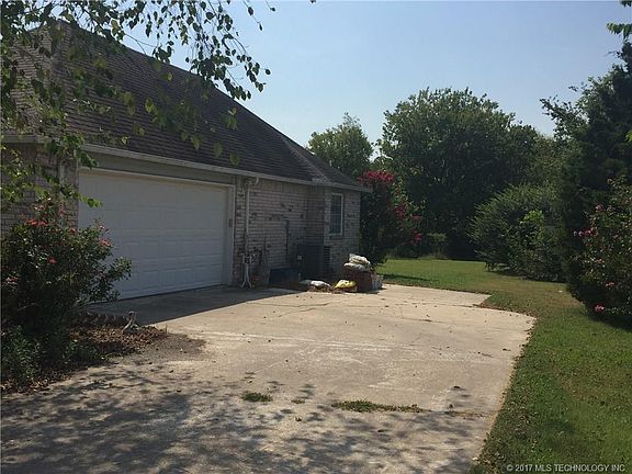 3rd image of 6040 S 321 East Ave