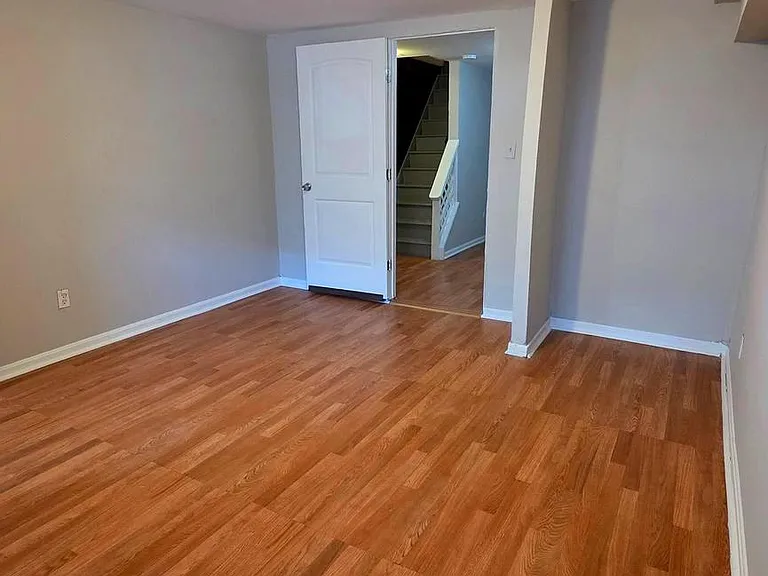 539 N Luzerne Ave — Photo 25