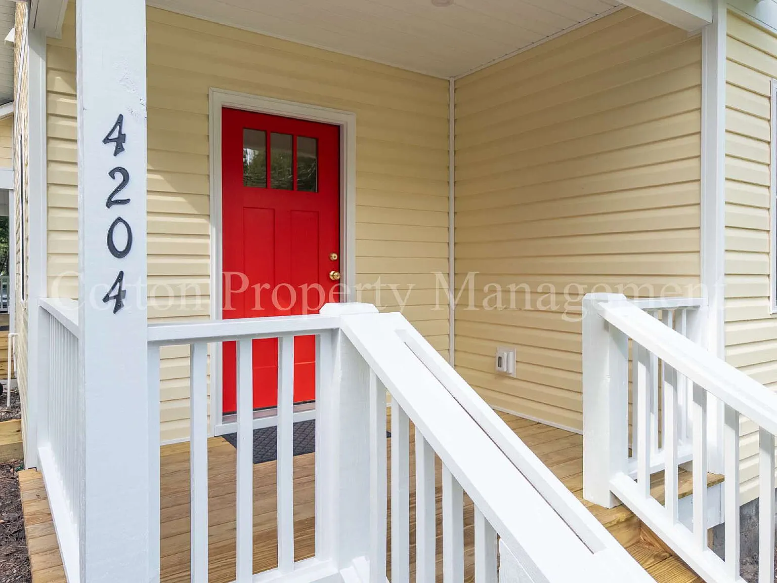 3 bed, 2.0 bath, 1260 sqft, $2,250 — Photo 3