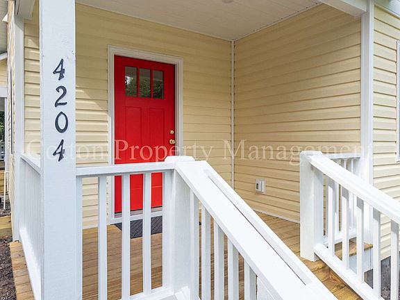 3rd image of 4204 Wrightsville Ave