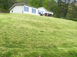 143 Meadow Dr, Scott Depot, WV 25560