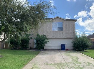 7921 Leaning Oak Dr, Texas City, TX 77591