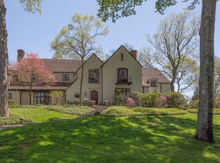 1 Sturgis Rd, Bronxville, NY 10552