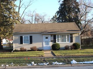 117 N Buell Ct, Aurora, IL 60506