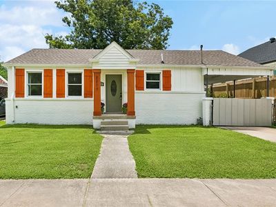 2217 Plaza Dr, Chalmette, LA, 70043
