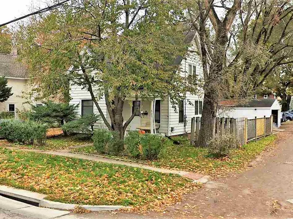320 N Dodge St, Iowa City, IA 52245