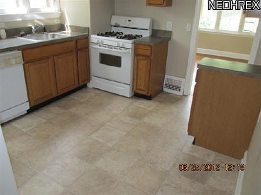 5th image of 5873 Elmore Dr