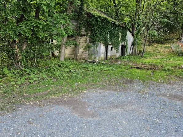 Mossy Creek Rd, Mount Solon, VA 22843