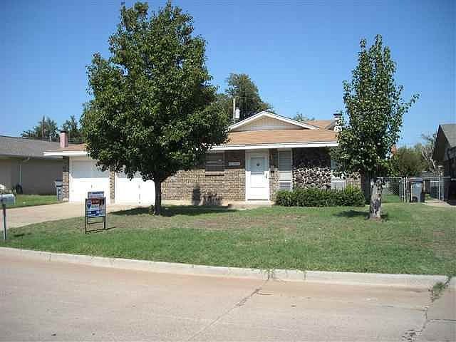 1st image of 7303 NW Woodland Dr