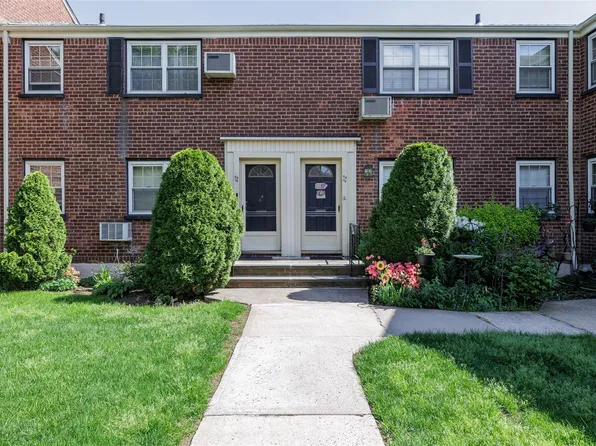 69-36 213th Street #B, Oakland Gardens, NY 11364