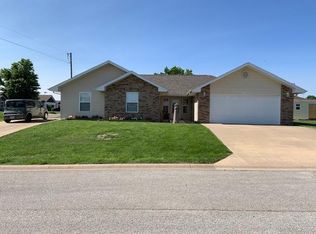 274 Micahs Xing, Reeds Spring, MO 65737