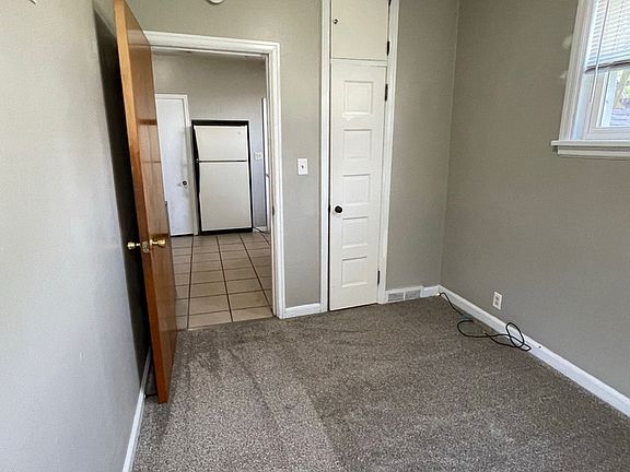 2nd image of 606 Menomonie St #Me606x