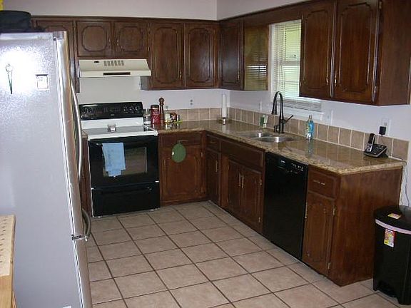 3rd image of 710 County Road 3507 N