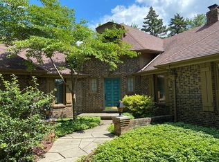 5954 Queensdale Rd, Toledo, OH 43614