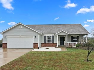 48 Brussels Valley Dr, Troy, MO 63379